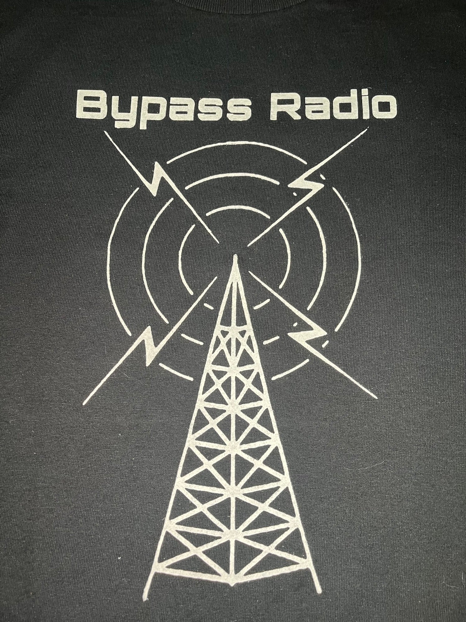 Bypass Radio T Shirt Wht/Blk